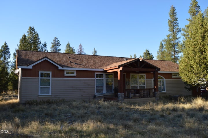 Photo 1 of 37 — 11309 Burlwood Drive, La Pine, OR 97739