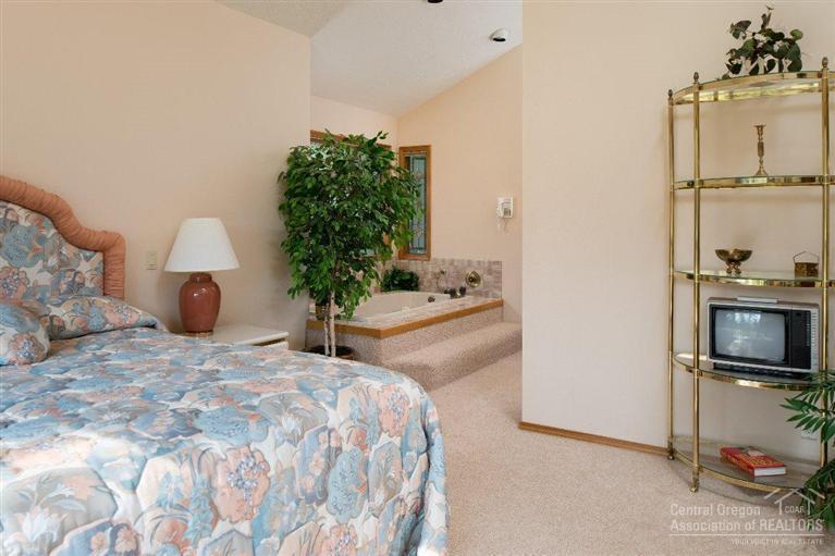 Fairway Crest Village - Residential