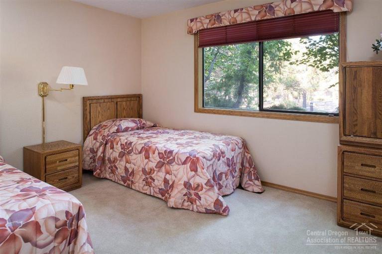 Fairway Crest Village - Residential