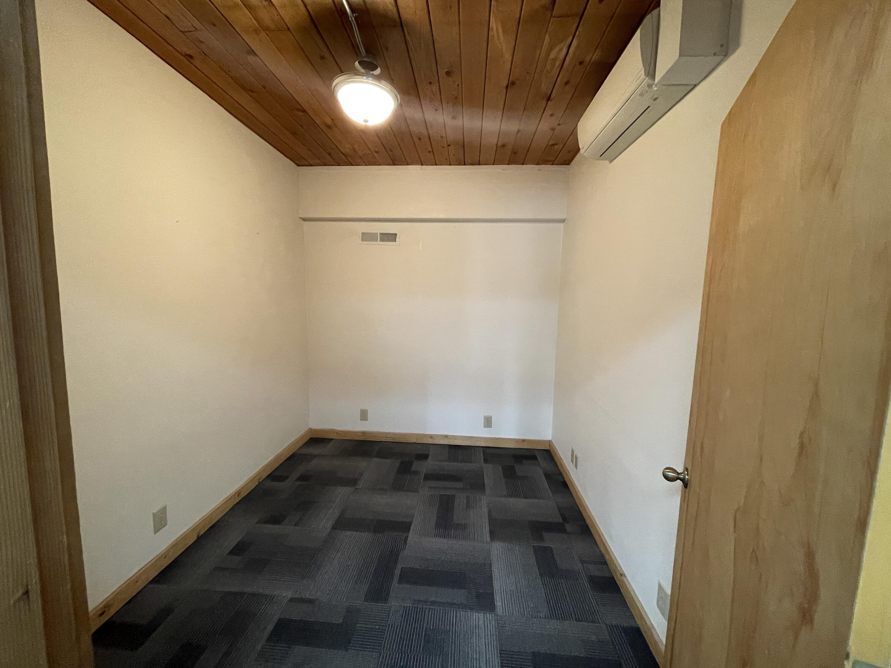 Palmain - Commercial Sale