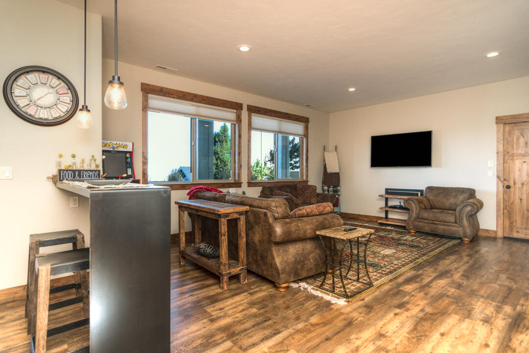 Ridge At Eagle Crest - Residential