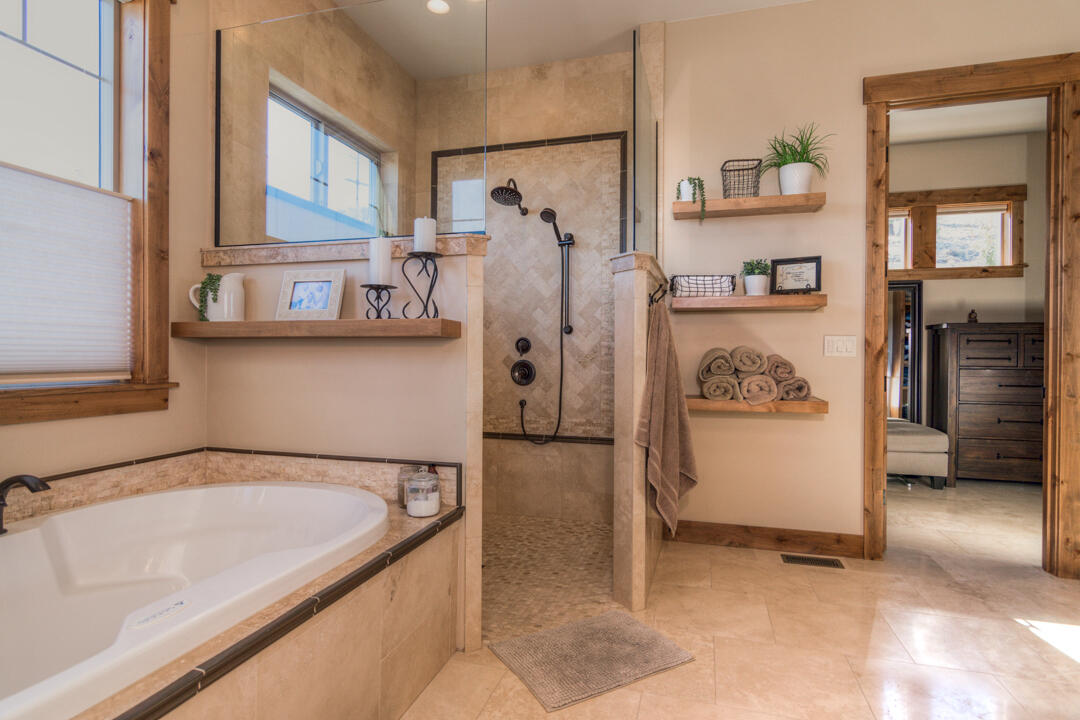 Ridge At Eagle Crest - Residential