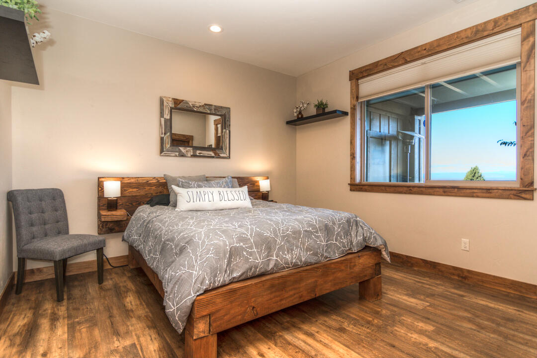 Ridge At Eagle Crest - Residential