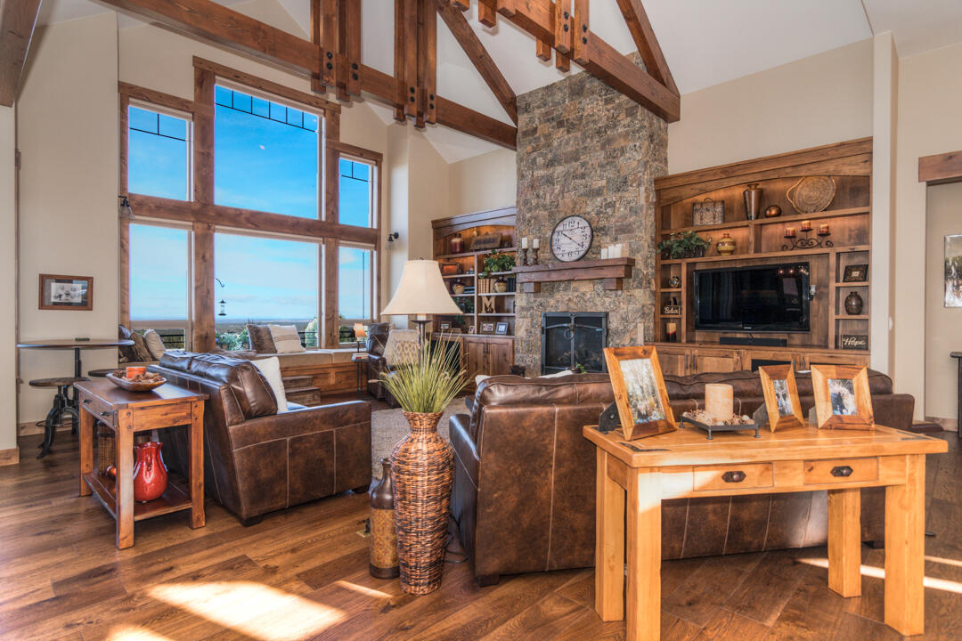 Ridge At Eagle Crest - Residential