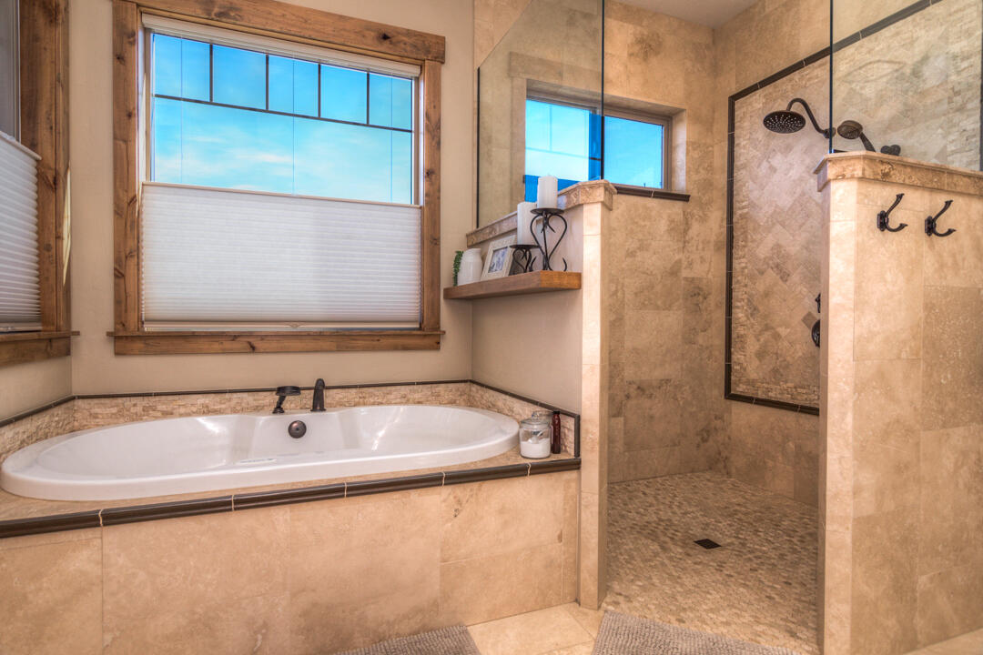 Ridge At Eagle Crest - Residential