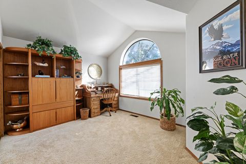 Tiny photo for 1352 E Park Street, Grants Pass, OR 97527 (MLS # 220216876)