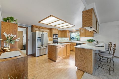 Tiny photo for 1352 E Park Street, Grants Pass, OR 97527 (MLS # 220216876)