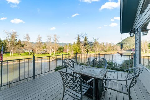 Tiny photo for 1352 E Park Street, Grants Pass, OR 97527 (MLS # 220216876)