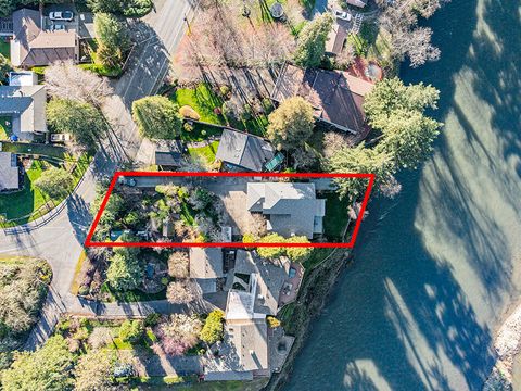 Tiny photo for 1352 E Park Street, Grants Pass, OR 97527 (MLS # 220216876)