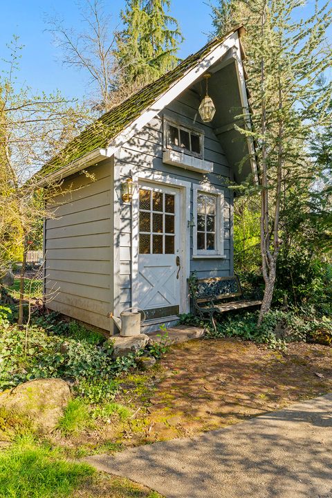 Tiny photo for 1352 E Park Street, Grants Pass, OR 97527 (MLS # 220216876)