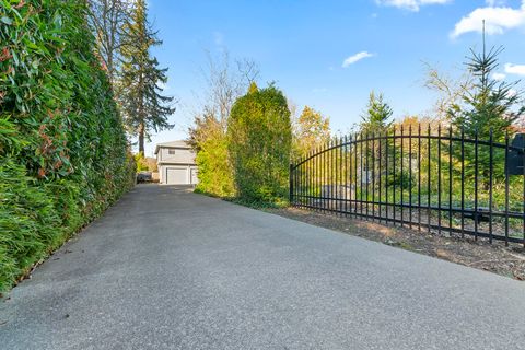 Tiny photo for 1352 E Park Street, Grants Pass, OR 97527 (MLS # 220216876)