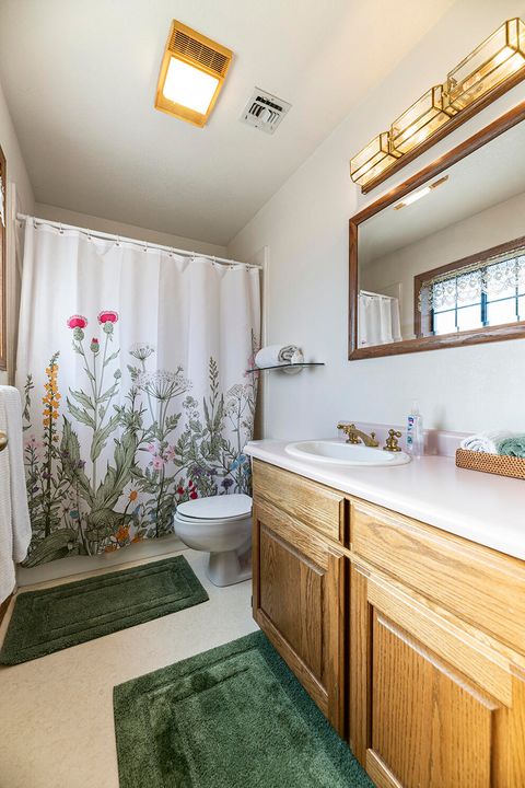 Tiny photo for 1352 E Park Street, Grants Pass, OR 97527 (MLS # 220216876)