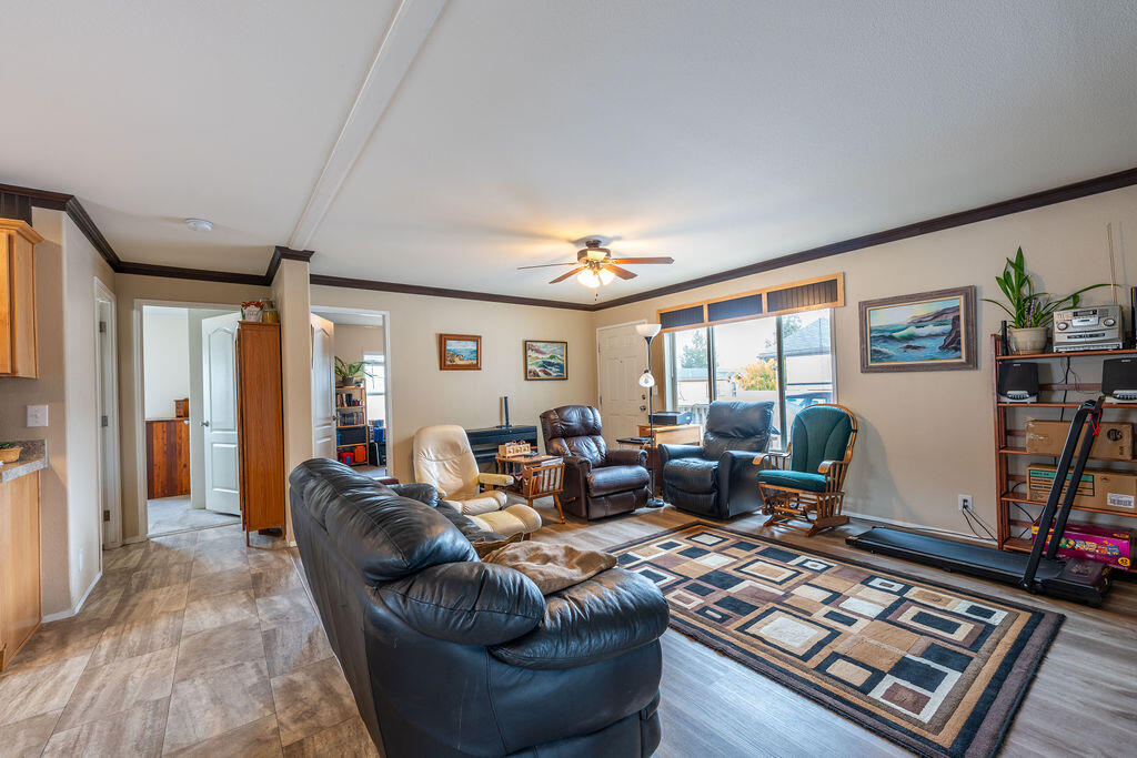 Aspen Creek Mob Pk - Residential