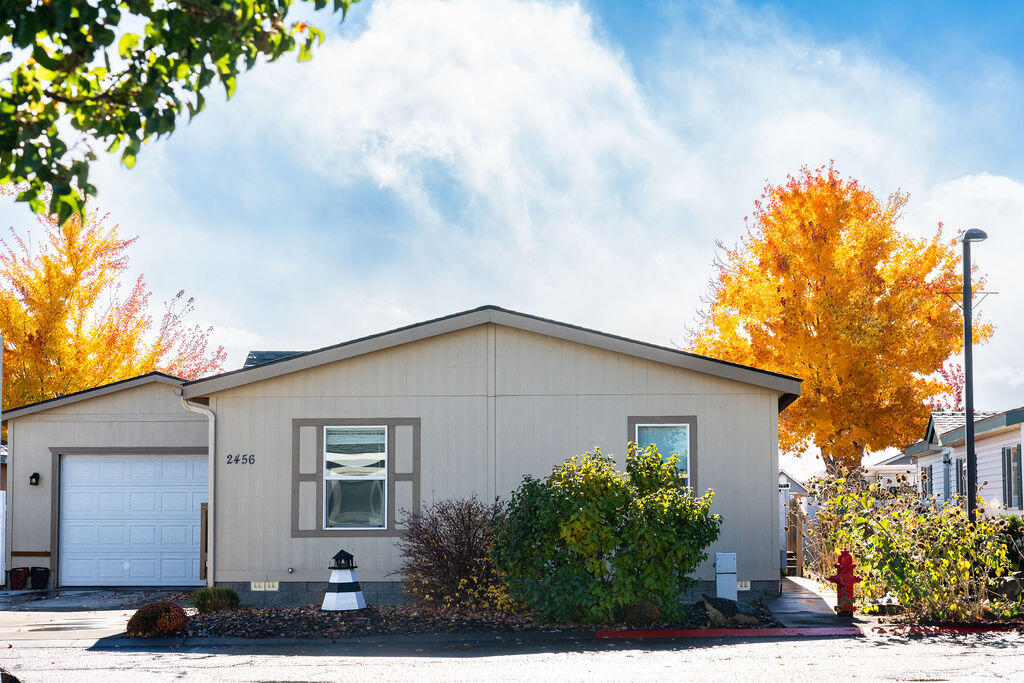 Aspen Creek Mob Pk - Residential