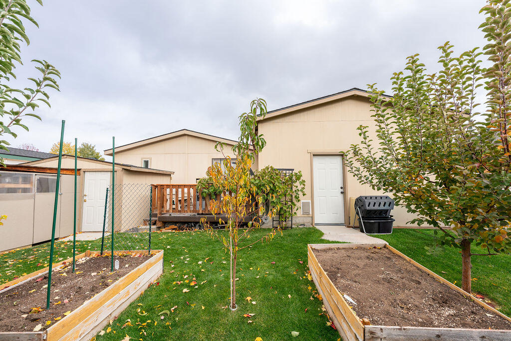 Aspen Creek Mob Pk - Residential