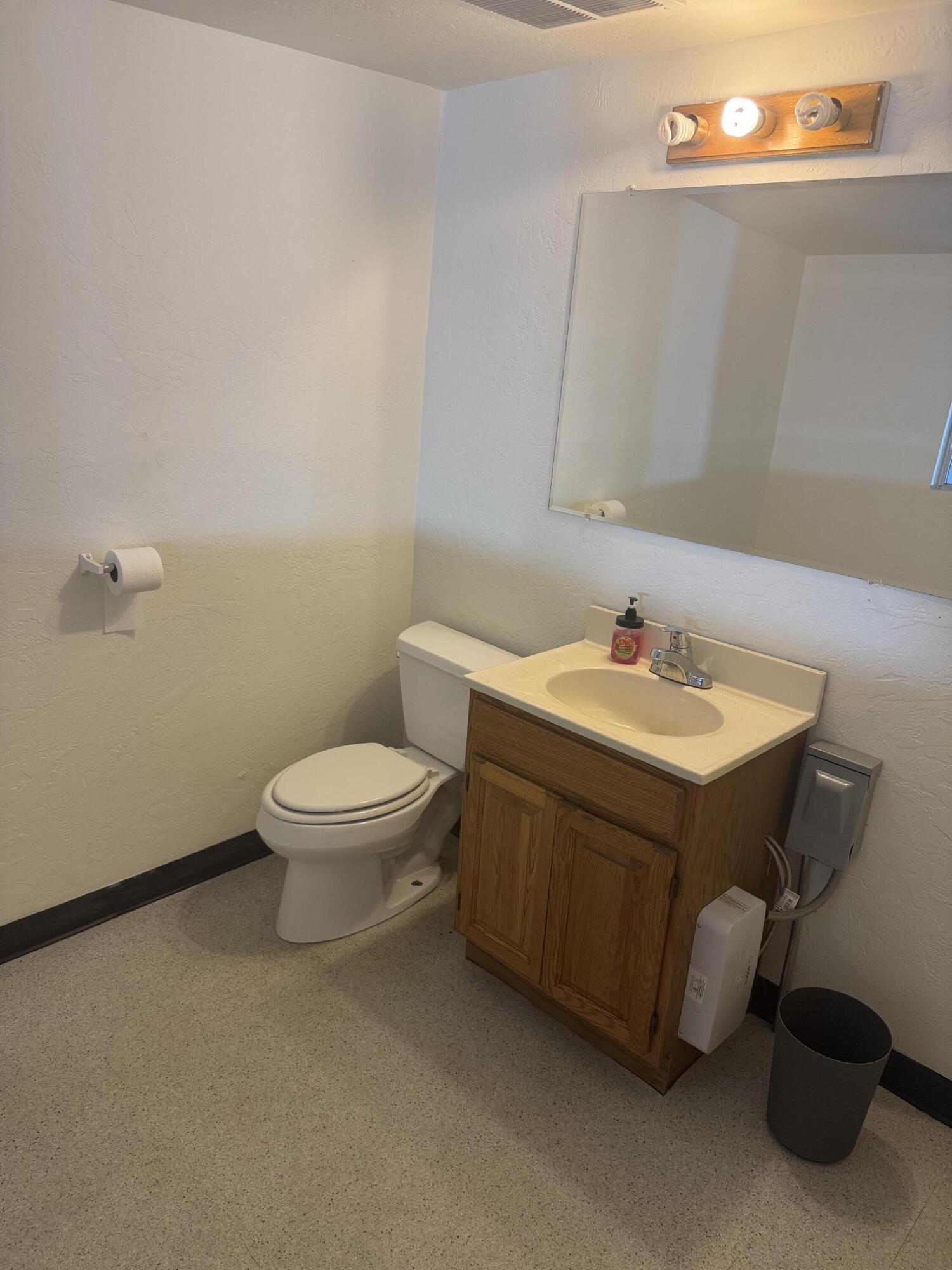 Dutton Road Industrial Park - Commercial Lease