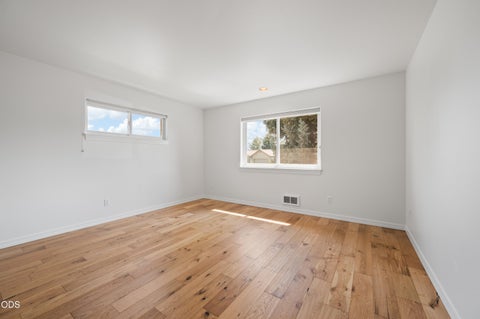 Tiny photo for 20780 Mira Circle, Bend, OR 97703 (MLS # 220227067)