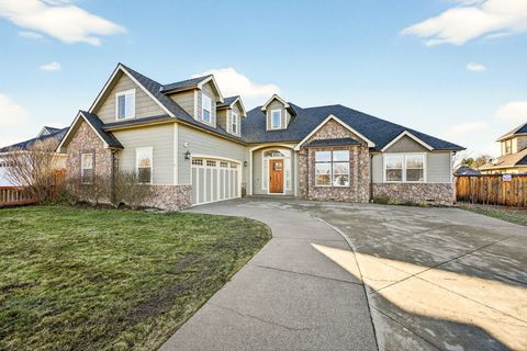 1617 Tennessee Lane Central Point OR 97502