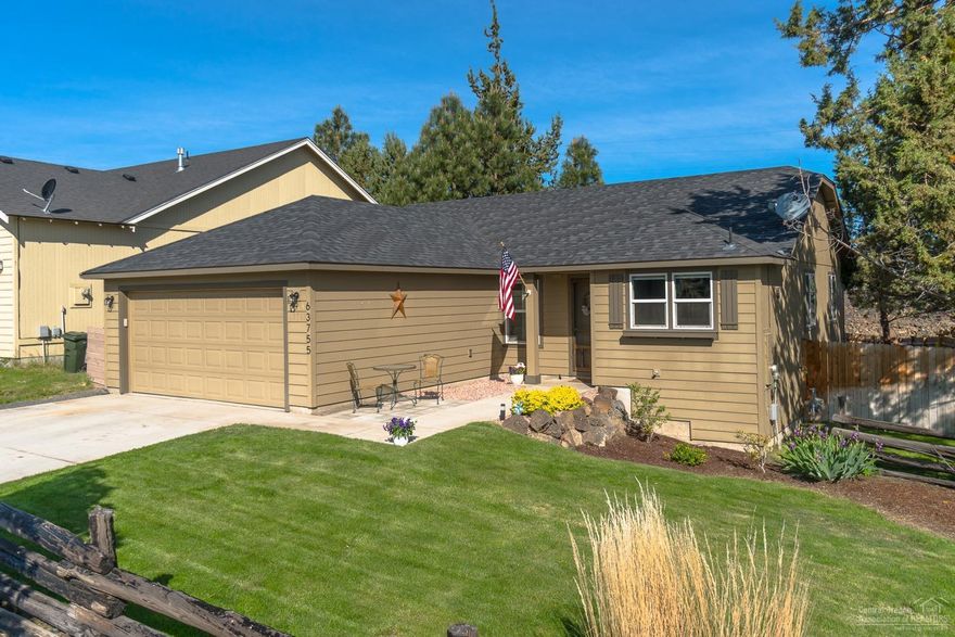 The Three Cs: Clean, cute, and charming. This 3 bedroom, 2 bathroom, single level has undergone many recent updates, including paint, backyard fencing, patio & deck, and laminate floors throughout. Open space to the north and Cascade Mountain views to the west. Open great room layout with built in seating around the dining table. Time to make Bend your home!