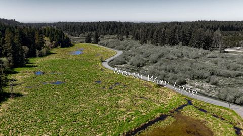 Tiny photo for 94010 N Way Lane, North Bend, OR 97459 (MLS # 220215462)