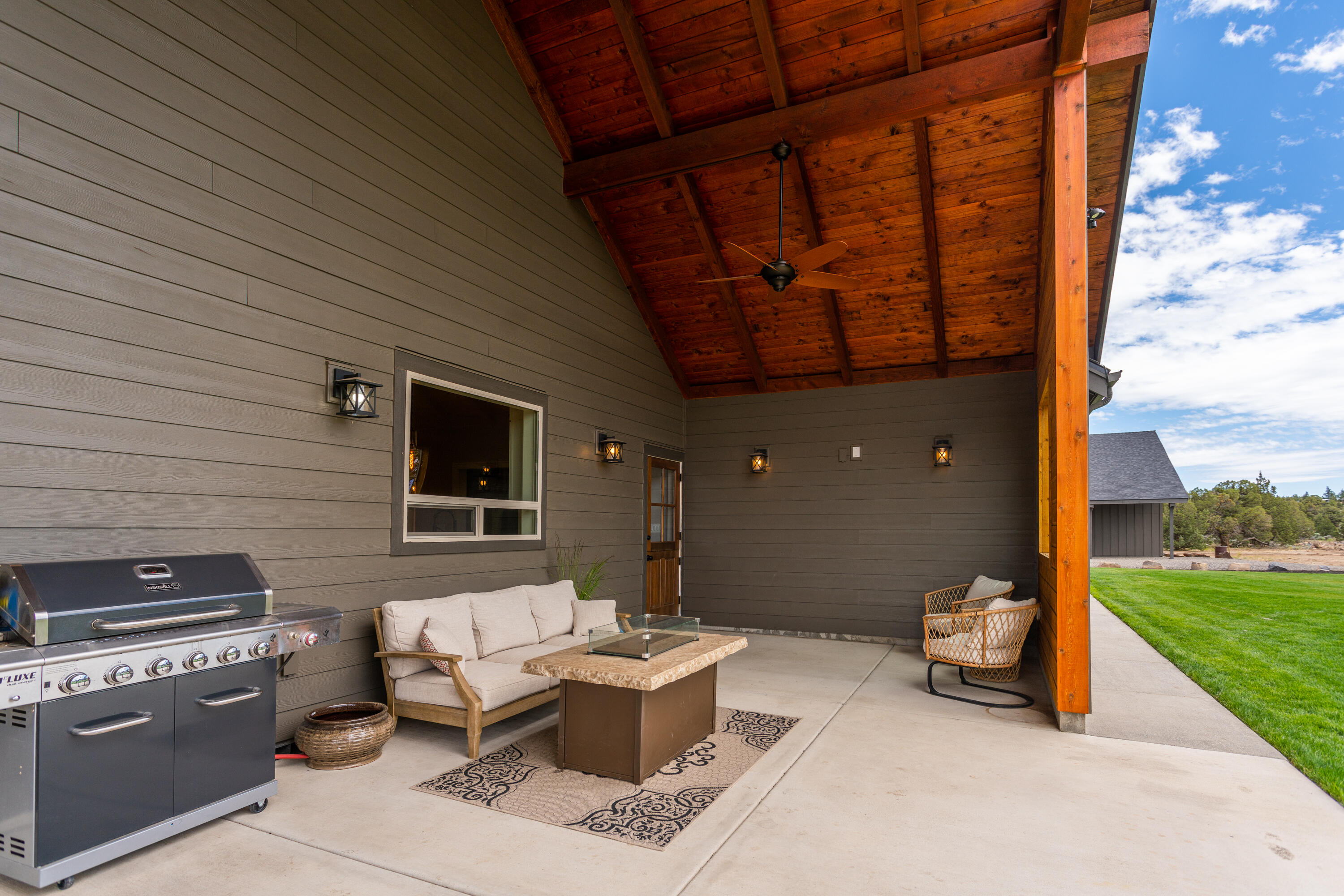 West Powell Butte Es - Residential