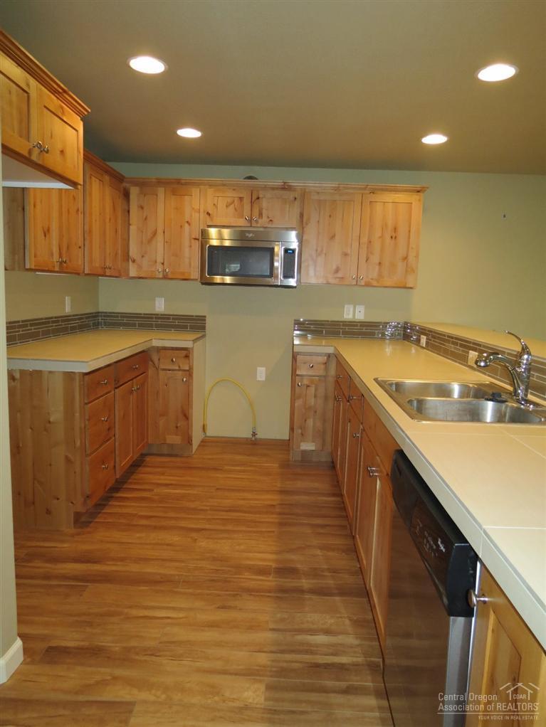 Obsidian Estate - Residential