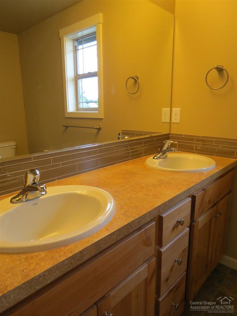 Obsidian Estate - Residential