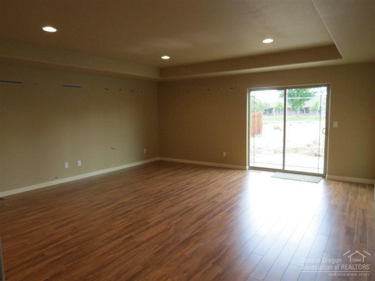 Obsidian Estate - Residential