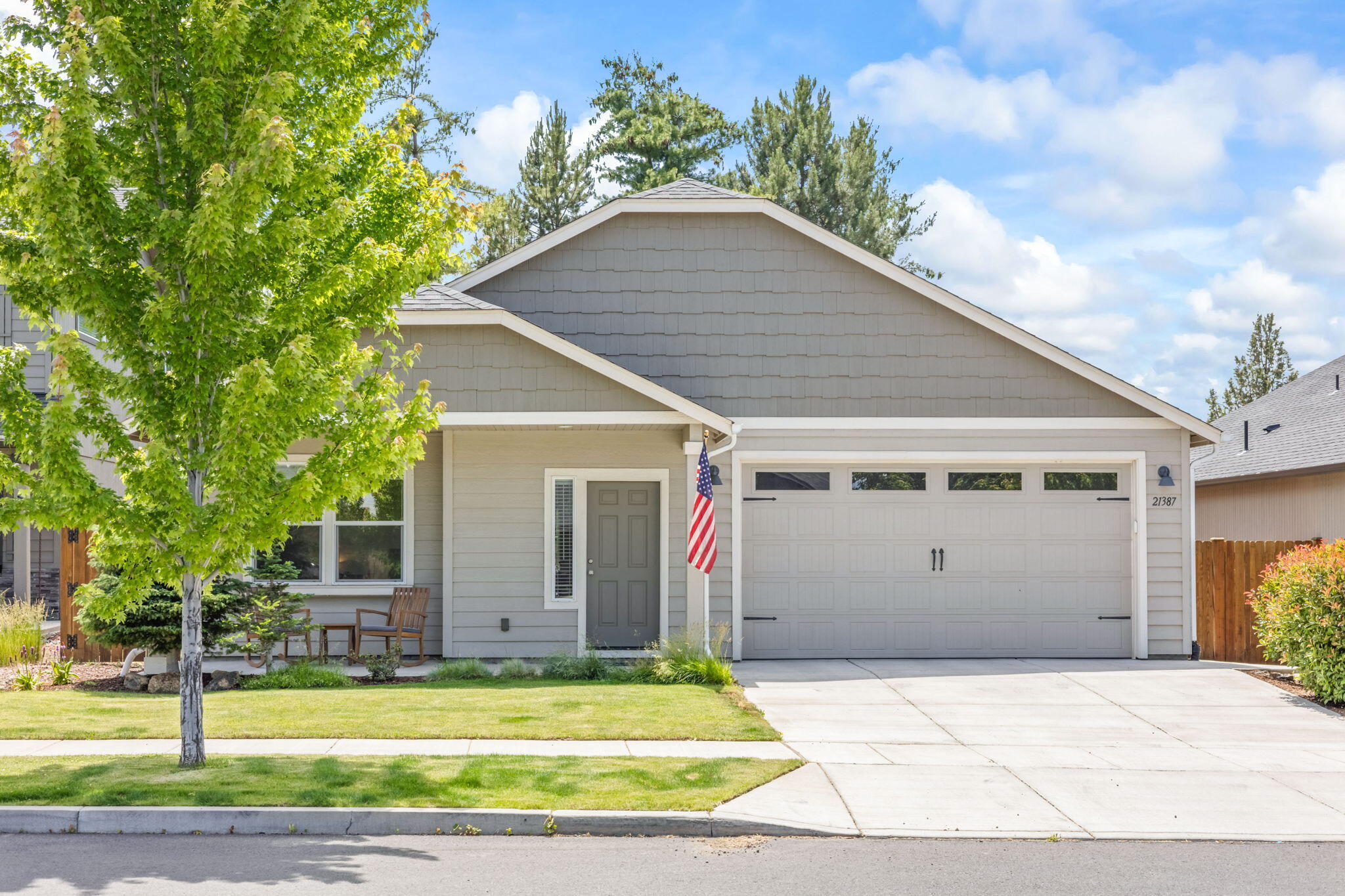 21387 NE Eagle Crossing Avenue