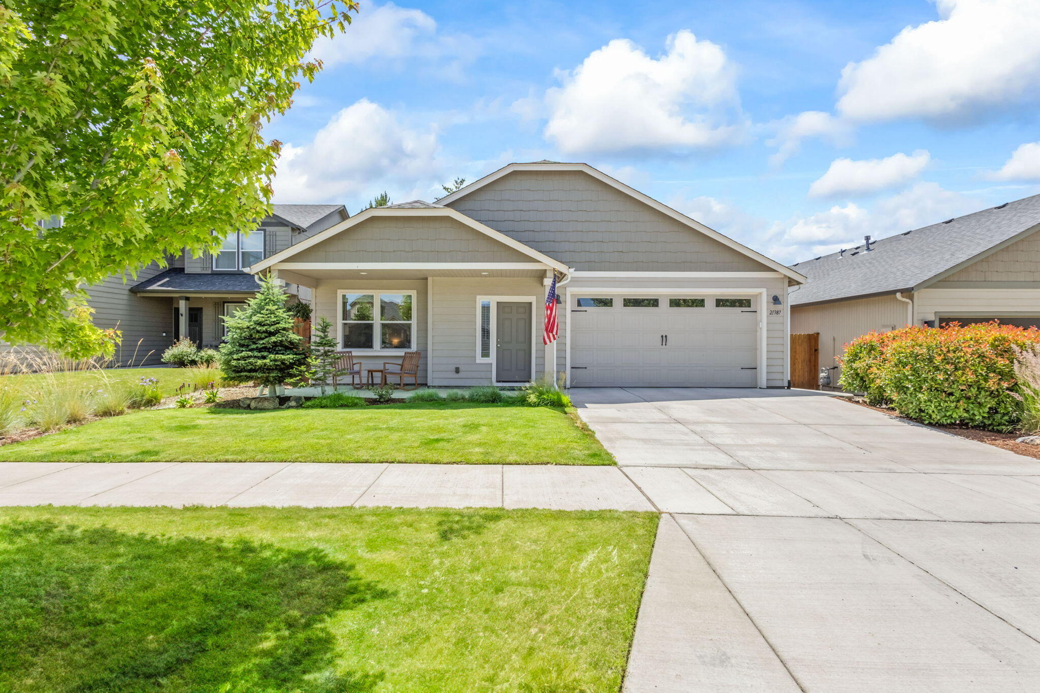 21387 NE Eagle Crossing Avenue