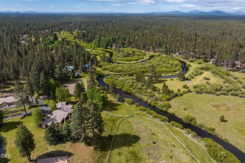 Tiny photo for 55383 Huntington Road, Bend, OR 97707 (MLS # 220223278)