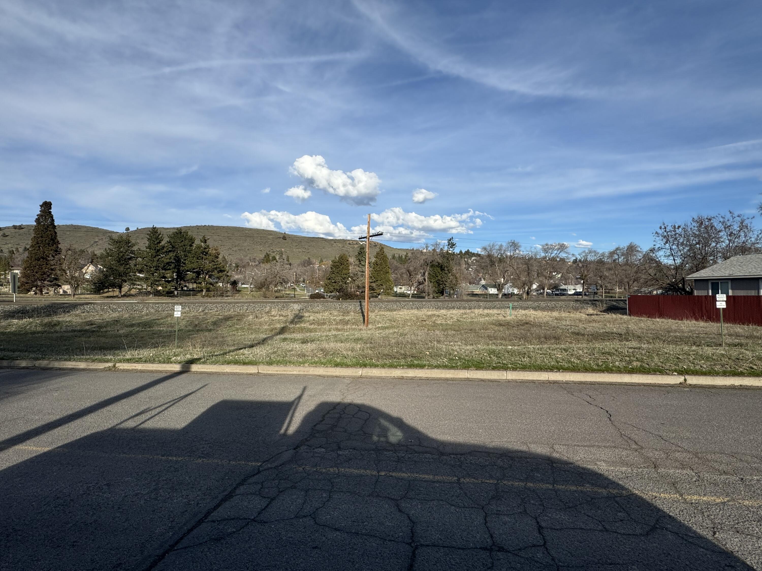 Klamath Falls -Hot Springs Addition - Land