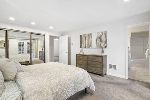 Tiny photo for 60781 Country Club Drive, Bend, OR 97702 (MLS # 220212012)