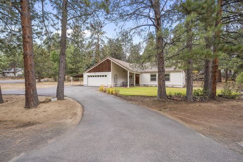 Tiny photo for 60781 Country Club Drive, Bend, OR 97702 (MLS # 220212012)