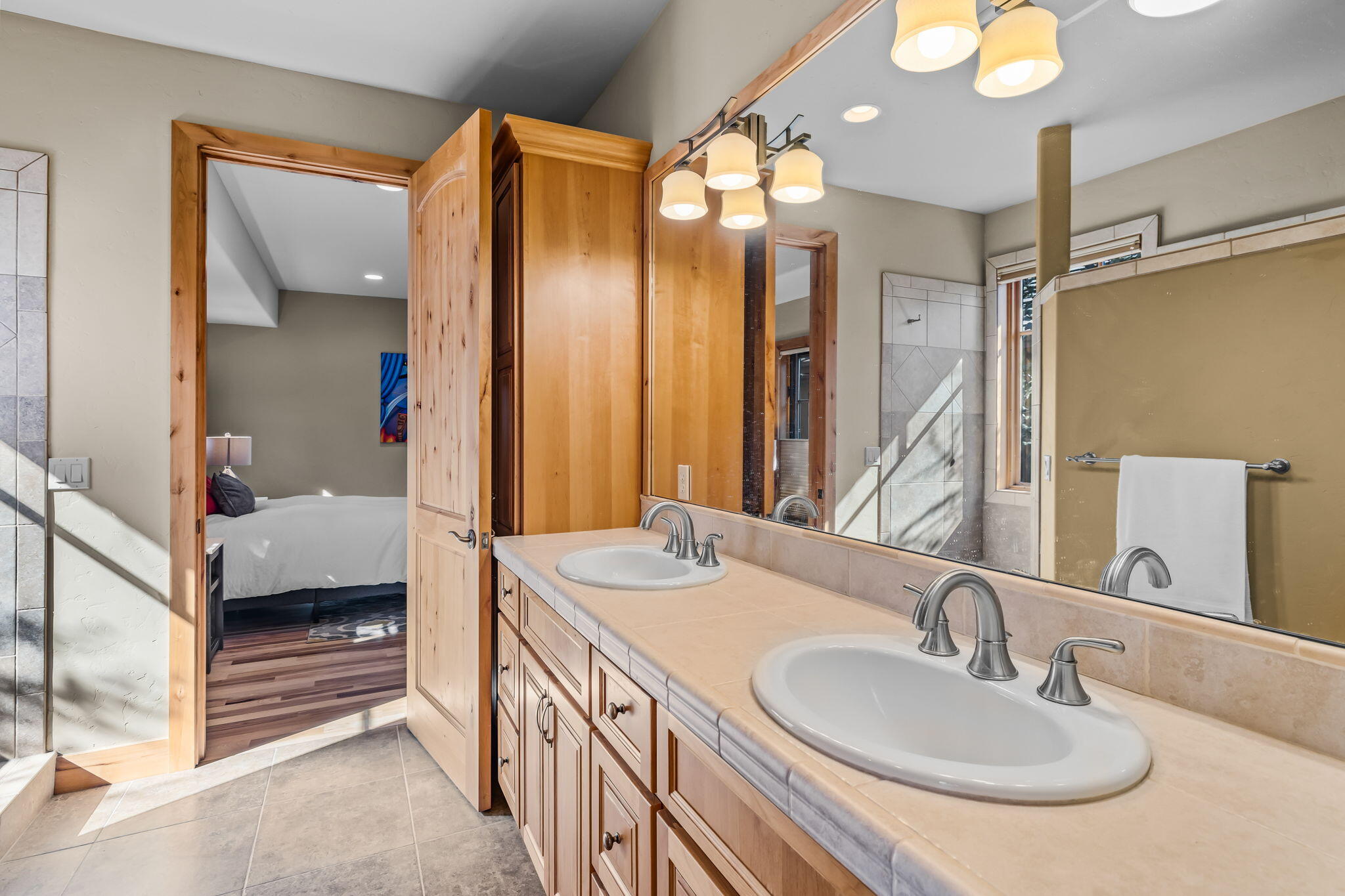 Broken Top - Residential