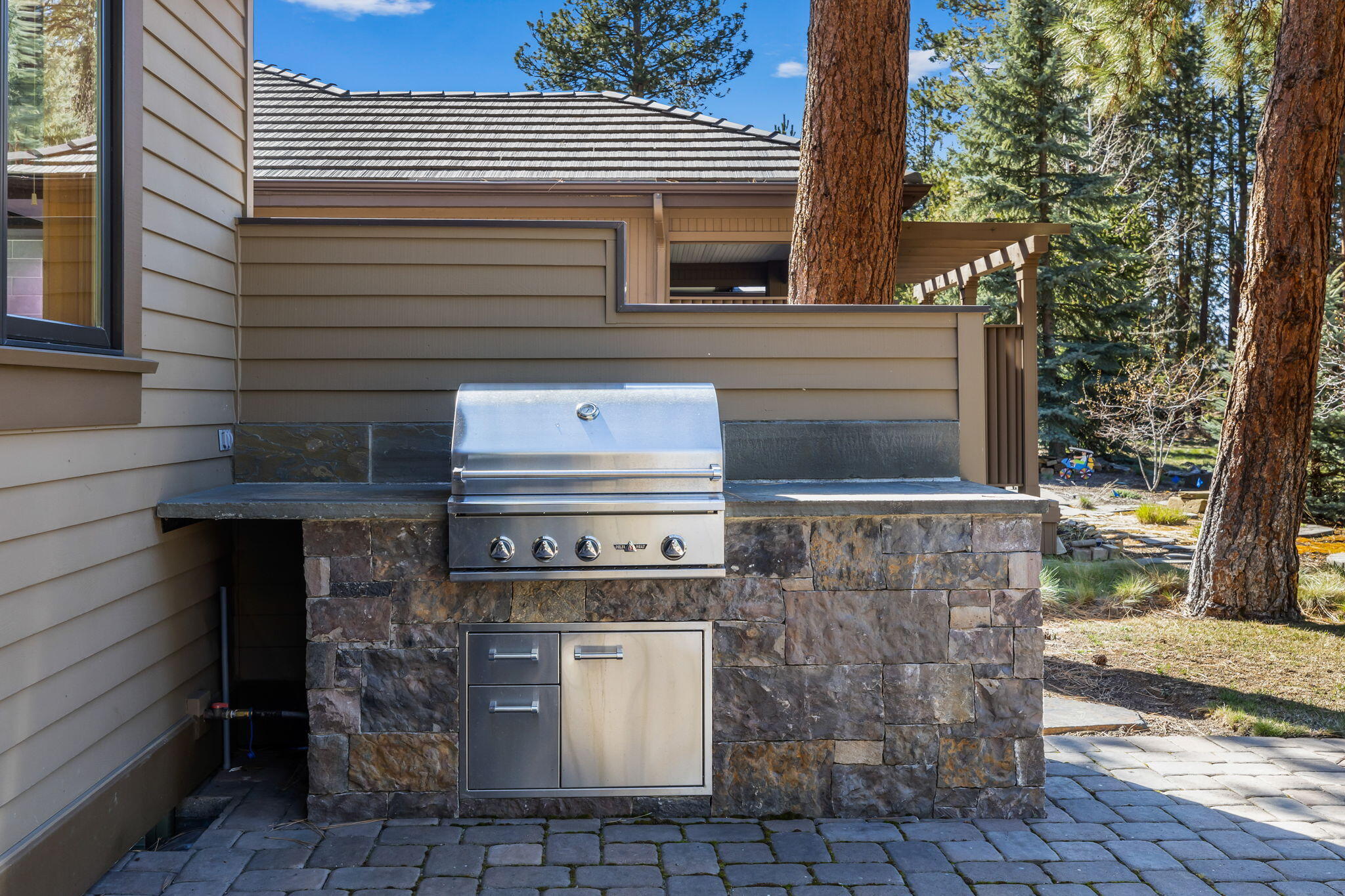 Broken Top - Residential