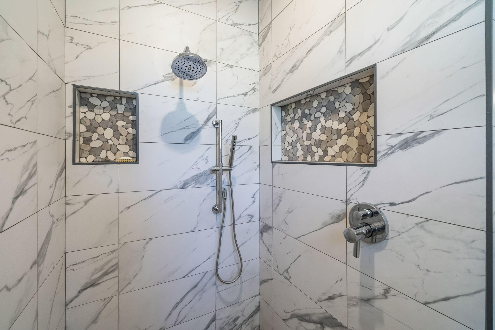 Broken Top - Residential