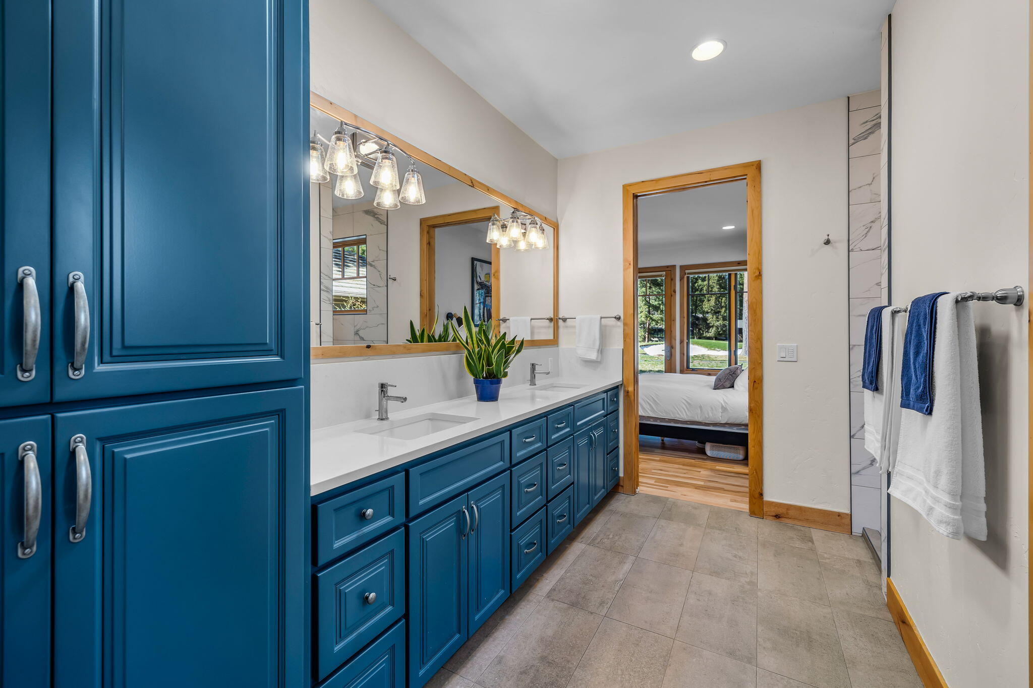 Broken Top - Residential