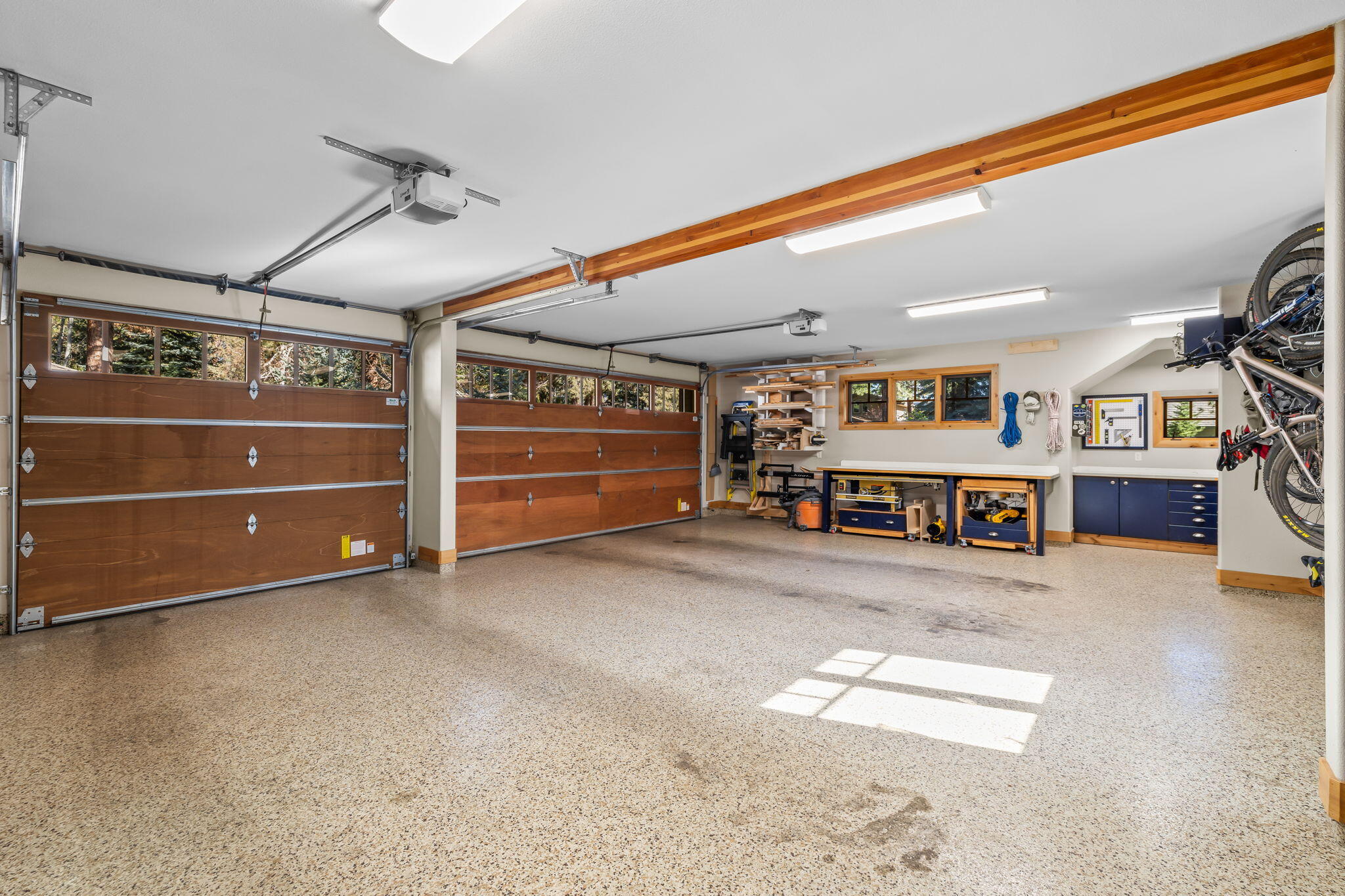 Broken Top - Residential