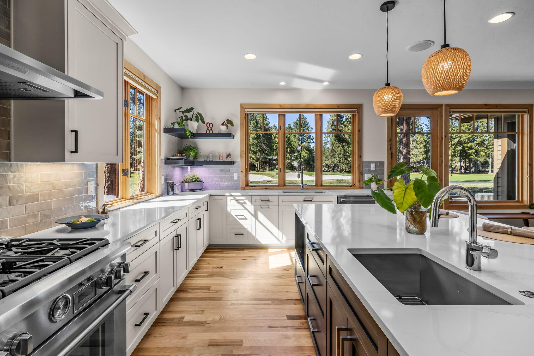 Broken Top - Residential