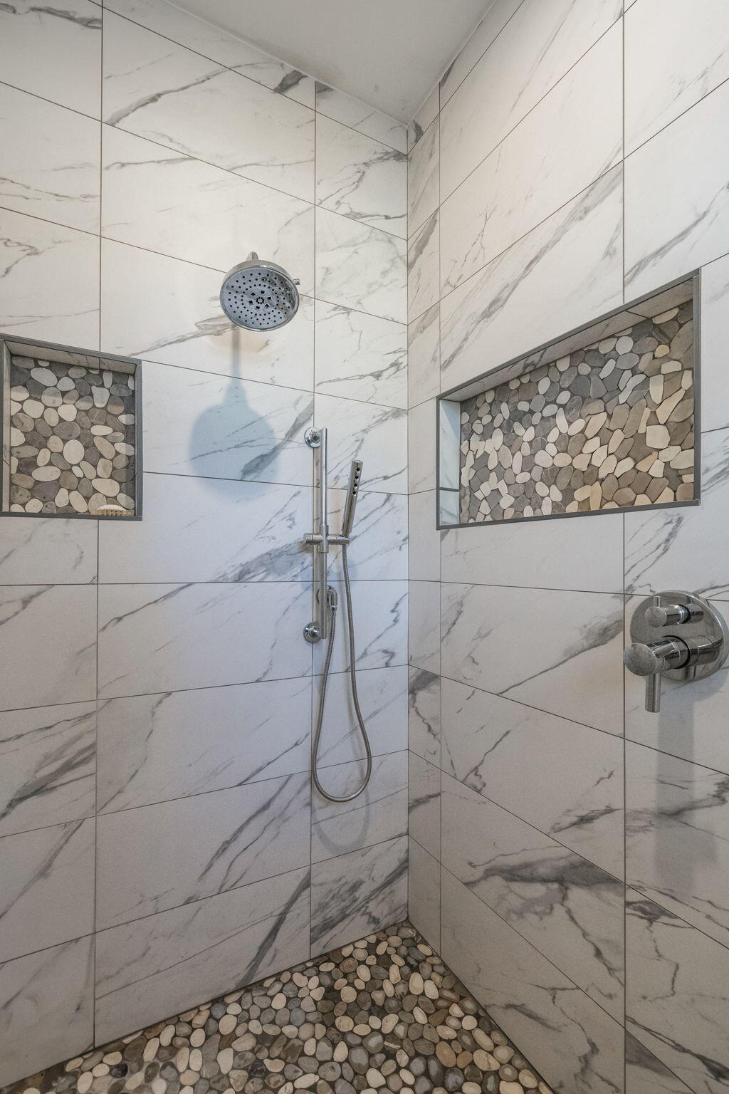 Broken Top - Residential