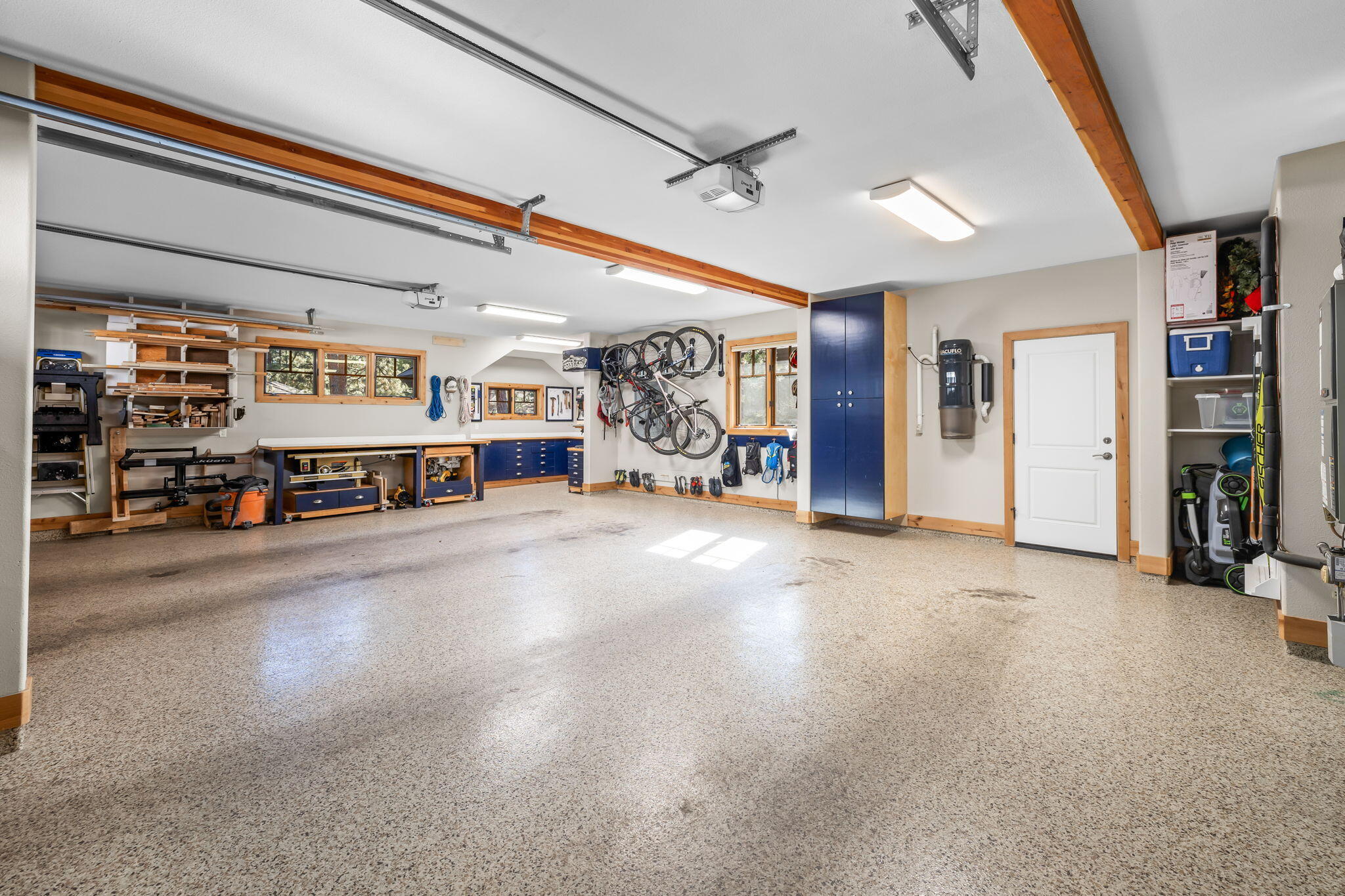 Broken Top - Residential