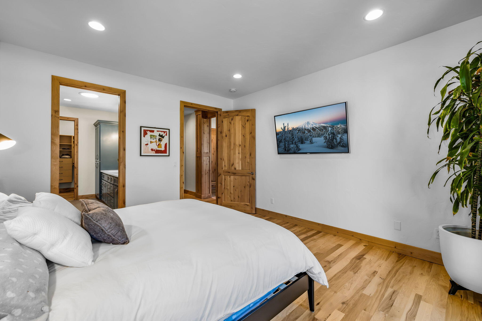 Broken Top - Residential