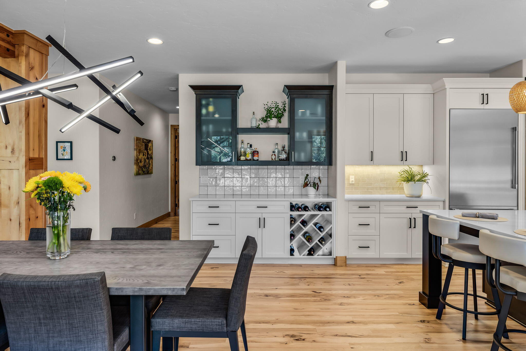 Broken Top - Residential