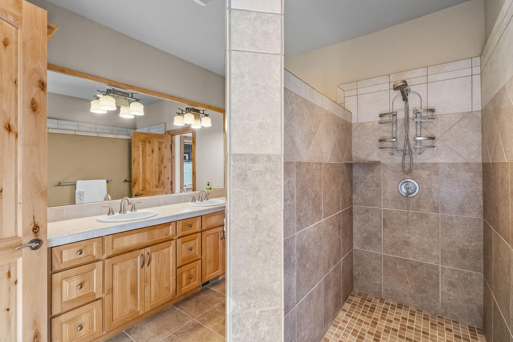 Broken Top - Residential