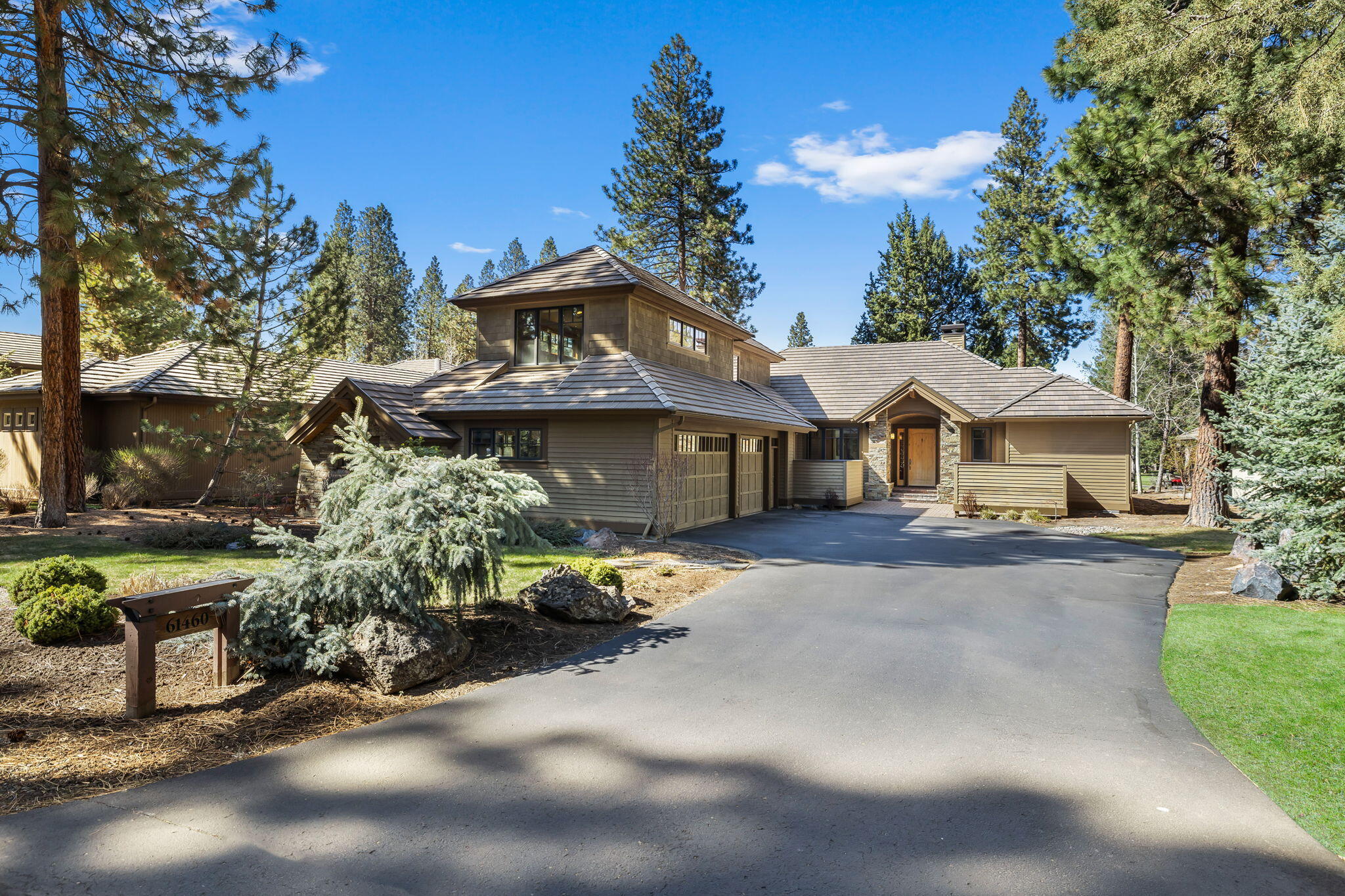 Broken Top - Residential