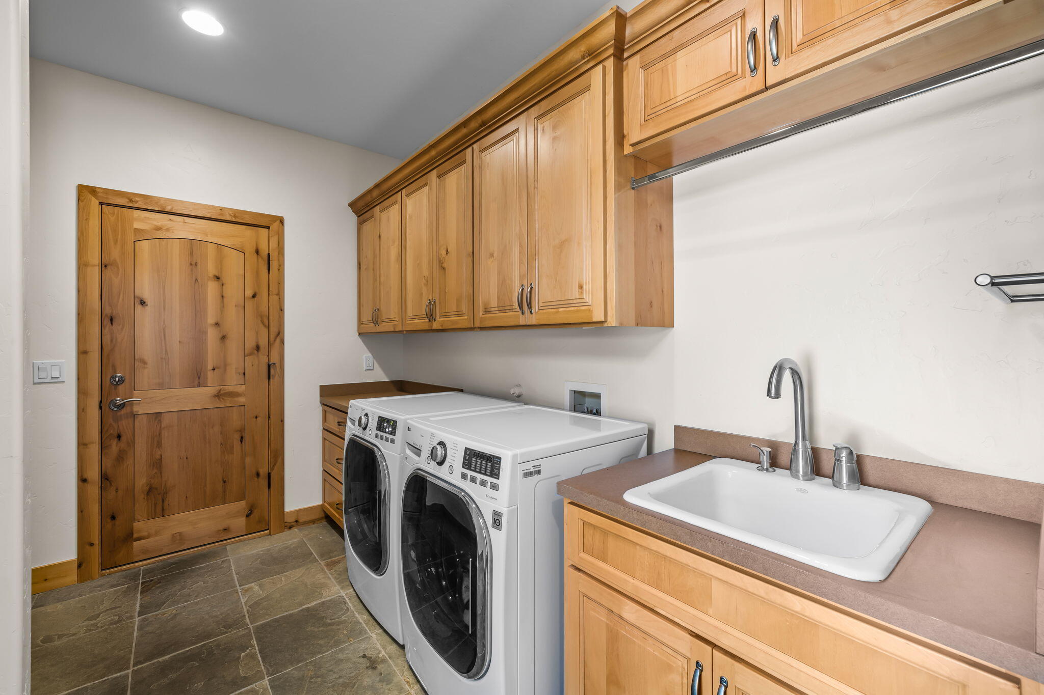 Broken Top - Residential