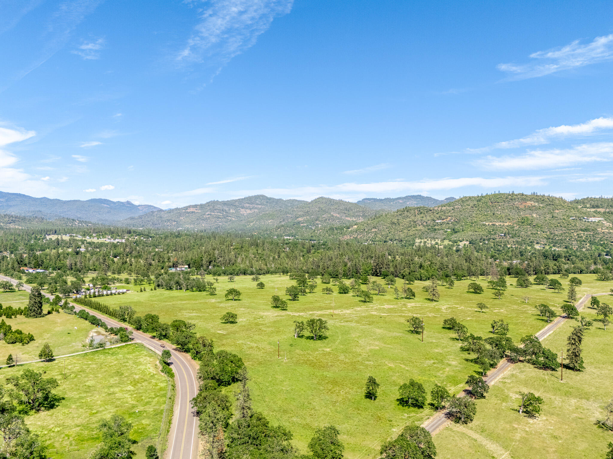 5512 Rogue River Drive