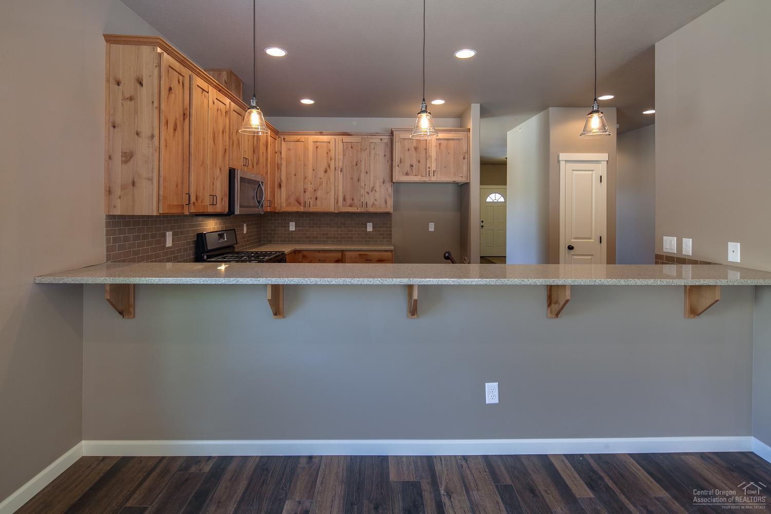 Kian Canyon - Residential