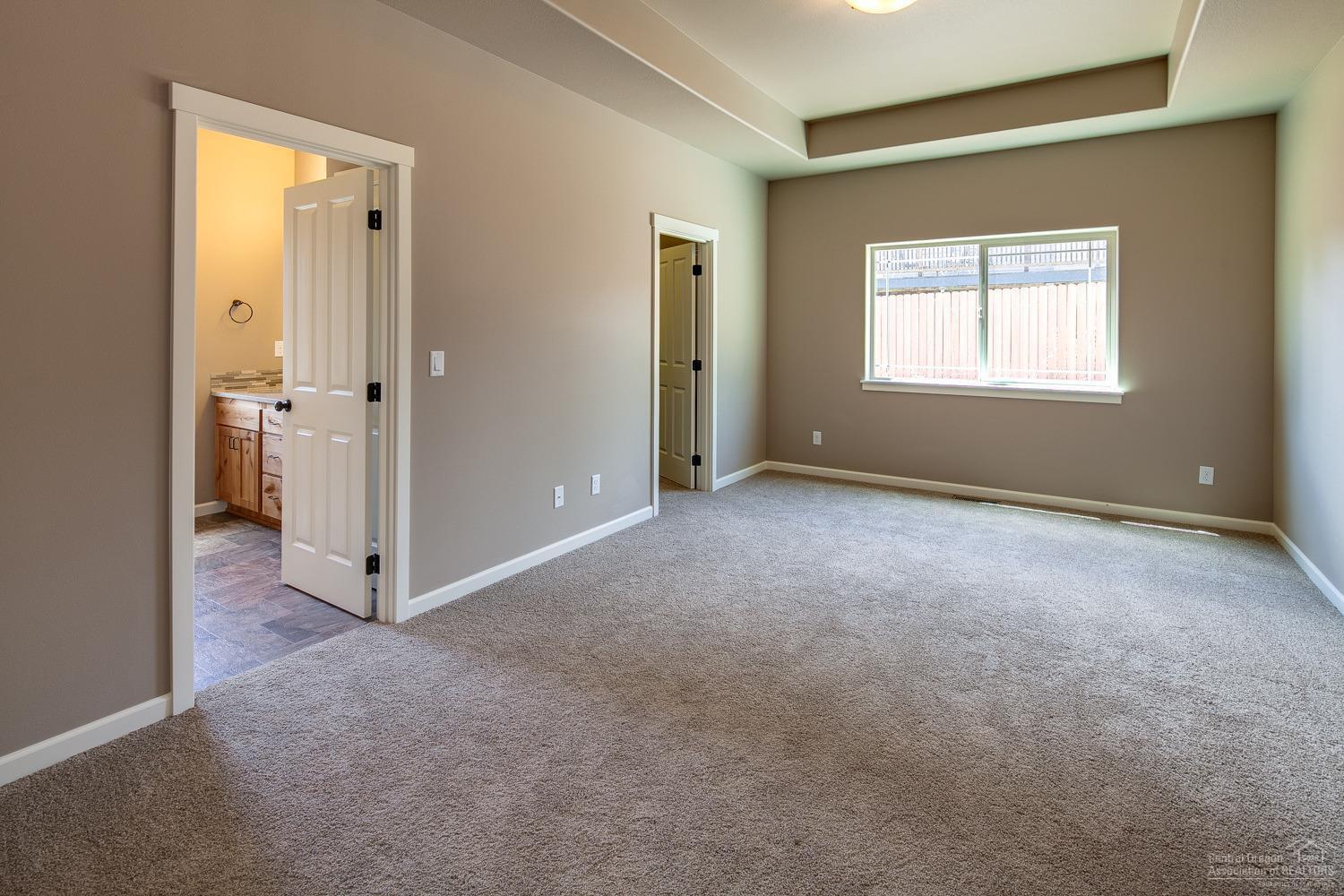 Kian Canyon - Residential